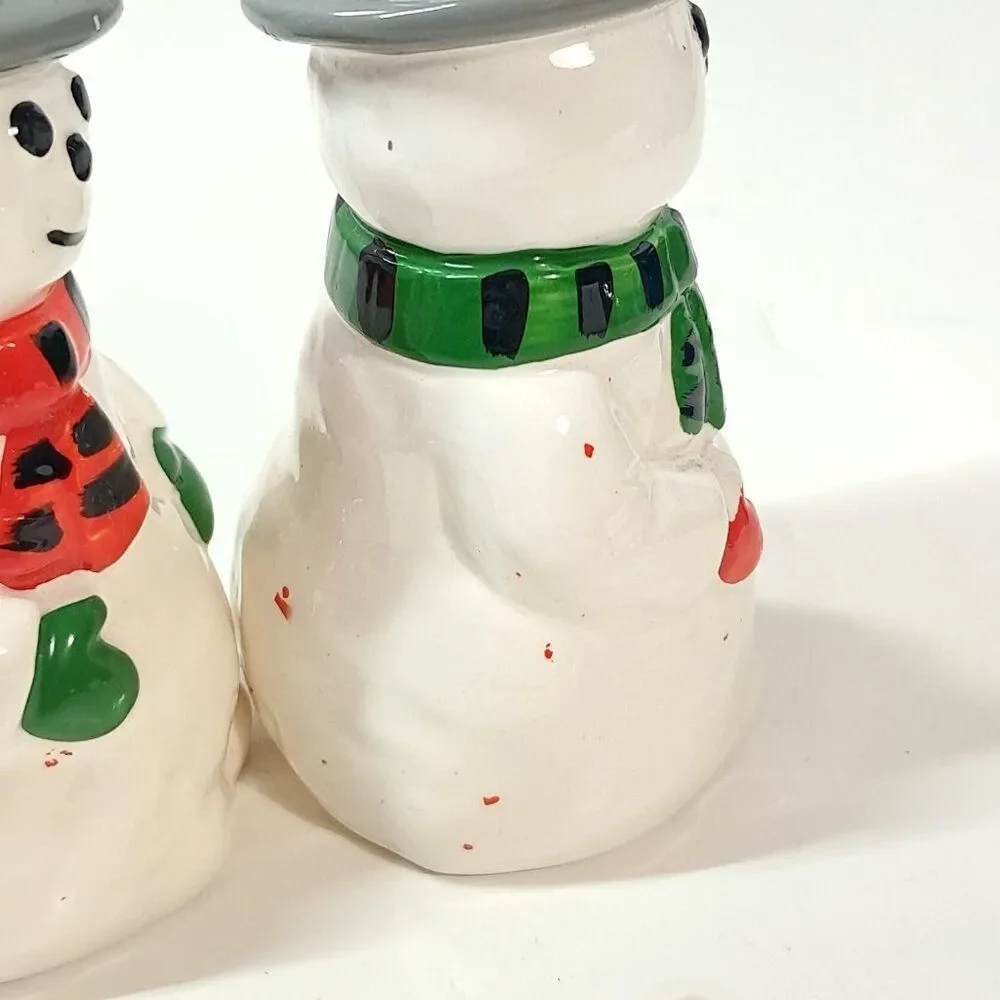 Toscany Collection Snowman salt & Pepper shakers Japan ceramic Christmas Vintage